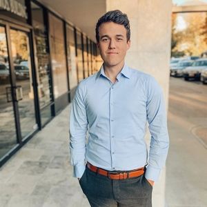 Meet your Posher, Connor